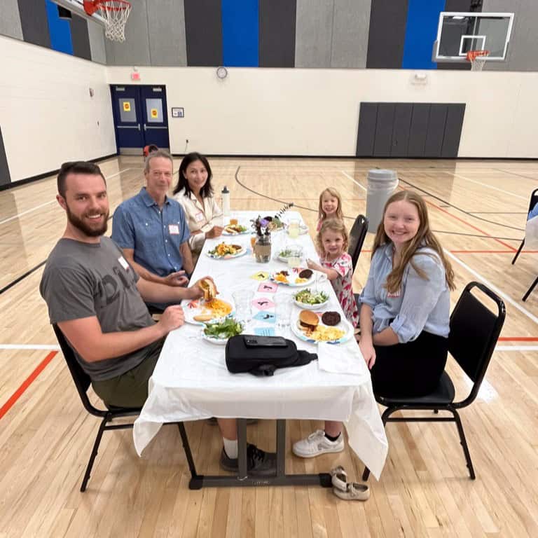 Social Super or Hour